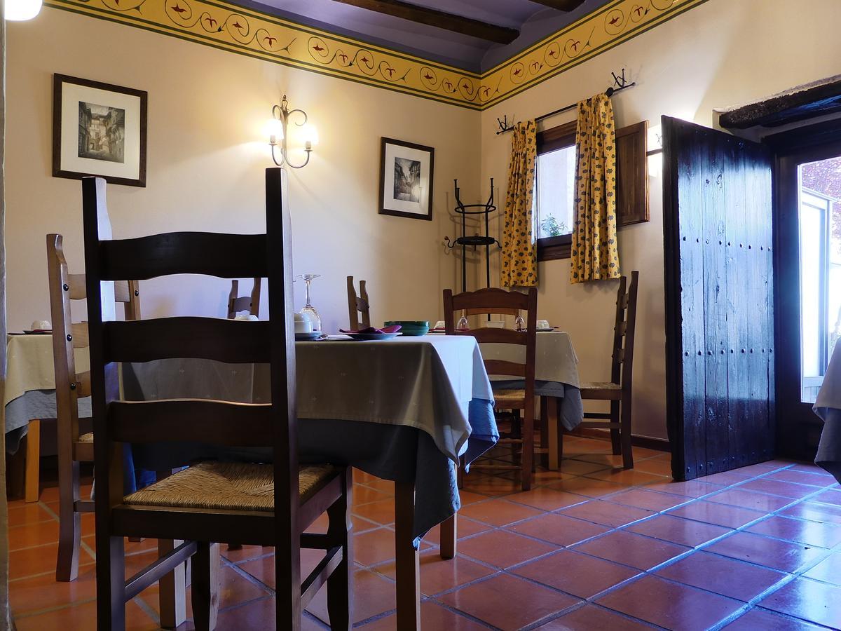 Hotel Posada Del Adarve Albarracin Exterior photo