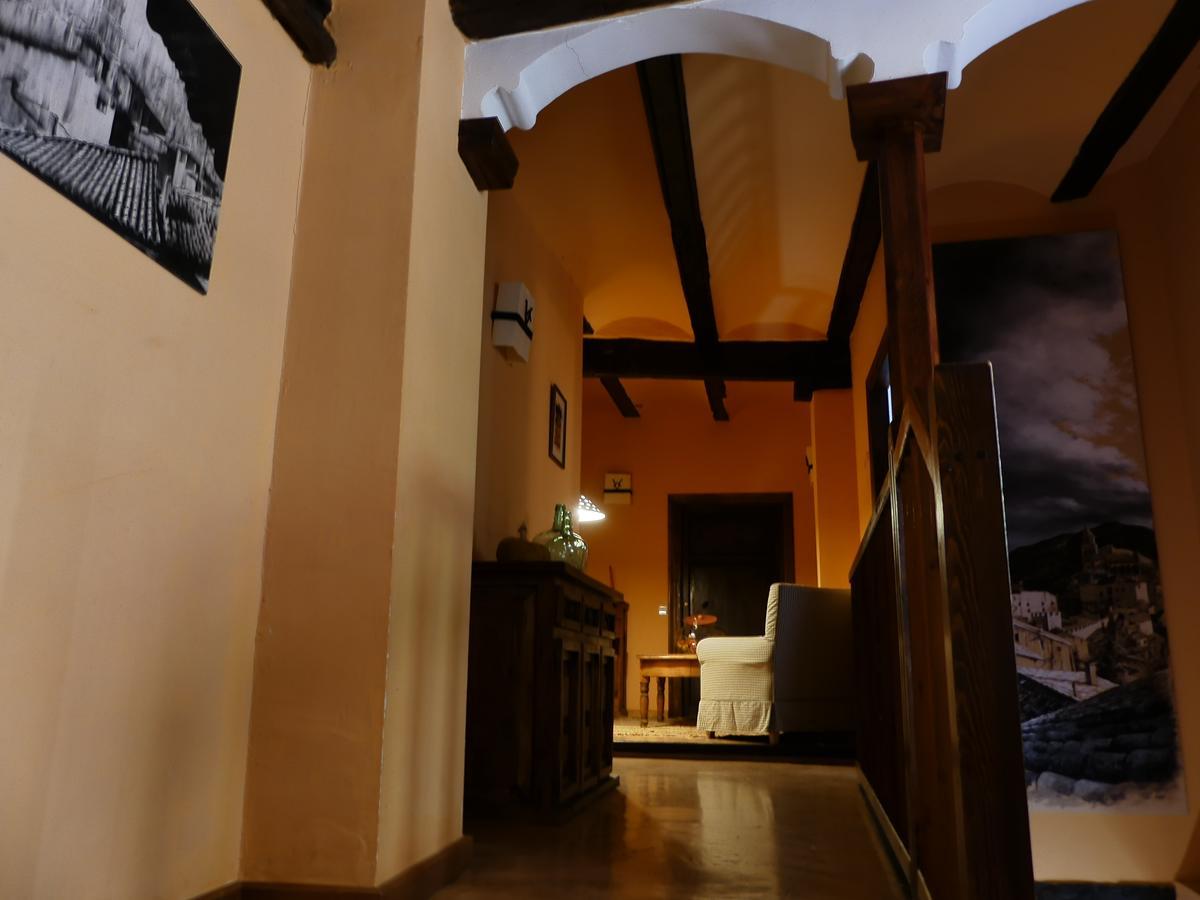 Hotel Posada Del Adarve Albarracin Exterior photo